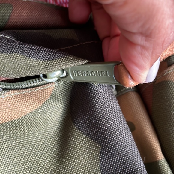 Hershel Crossbody Bag - Picture 3 of 5